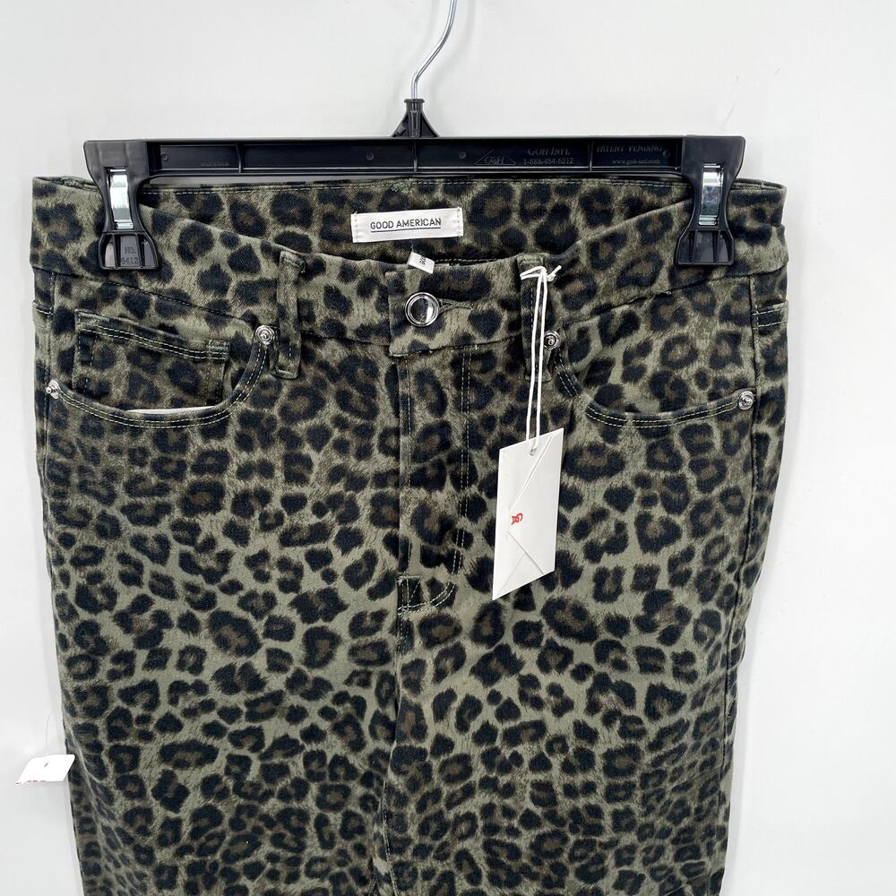 GOOD AMERICAN NWT Good Waist Crop in Sage Leopard Animal Print // 6 - Picture 6 of 11
